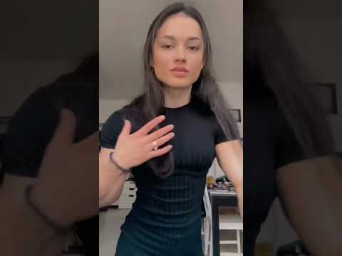 I didn't Expect that 😱 Beauty with Biceps || Muscle Girl || Fbb Flex Biceps #viral #shorts #fbb